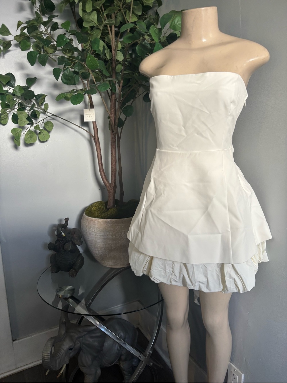 Anthropologie Strapless White Mini Dress with Ruffled Tier - Picture 4 of 11